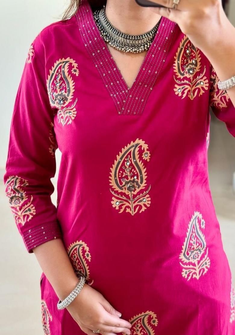 Red Embroidery Cotton Kurta Sets - Indya