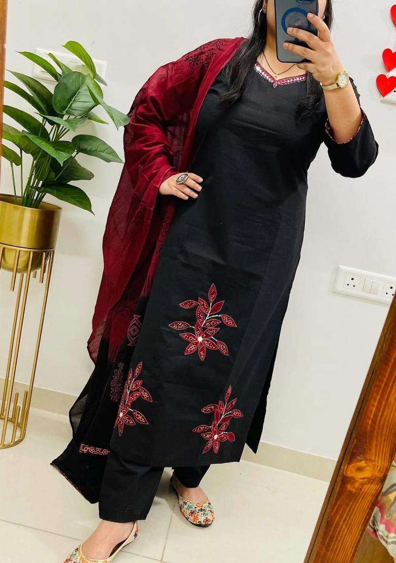 Black Embroidery Cotton Kurta Sets - Indya