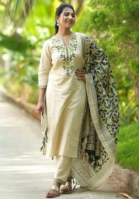 Off White Embroidery Cotton Kurta Sets
