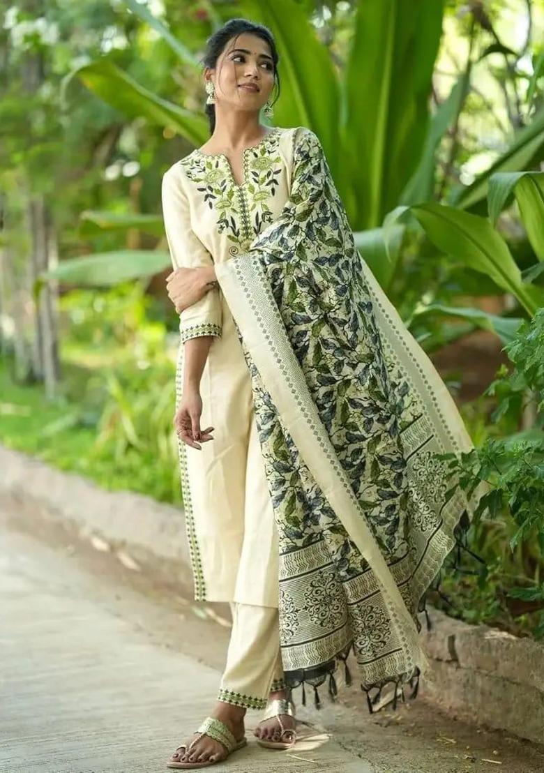 Off White Embroidery Cotton Kurta Sets - Indya