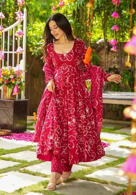 Red Floral Print Rayon Kurta Set