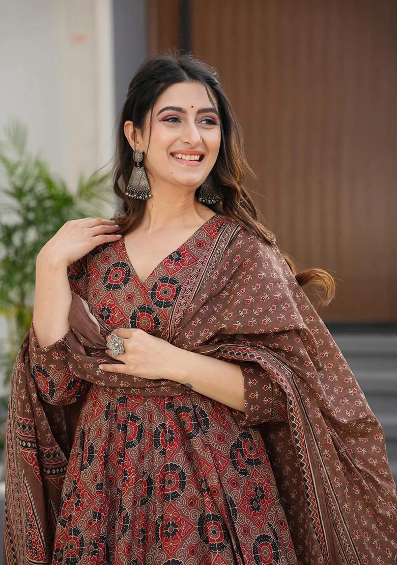 Brown Ethnic Motif Print Rayon Kurta Set - Indya