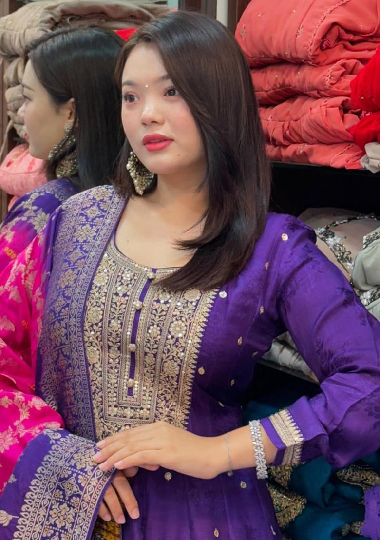 Blue Embroidery Silk Kurta Set - Indya