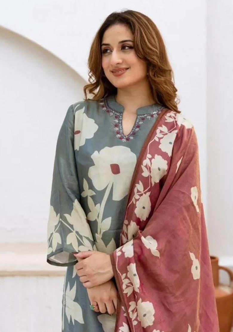 Sea Green Embroidery Cotton Kurta Set - Indya