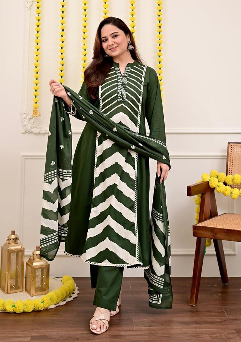 Green Printed Cotton Kurta Set - Indya