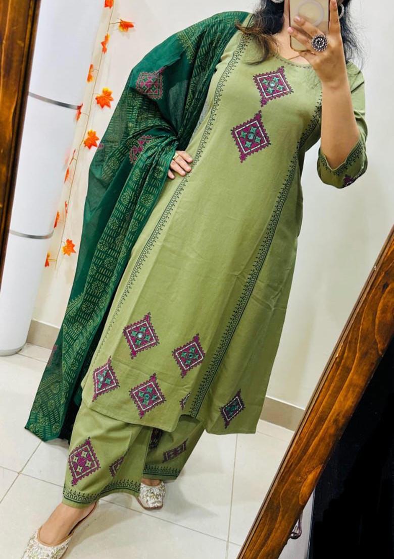 Green Printed Cotton Kurta Set - Indya