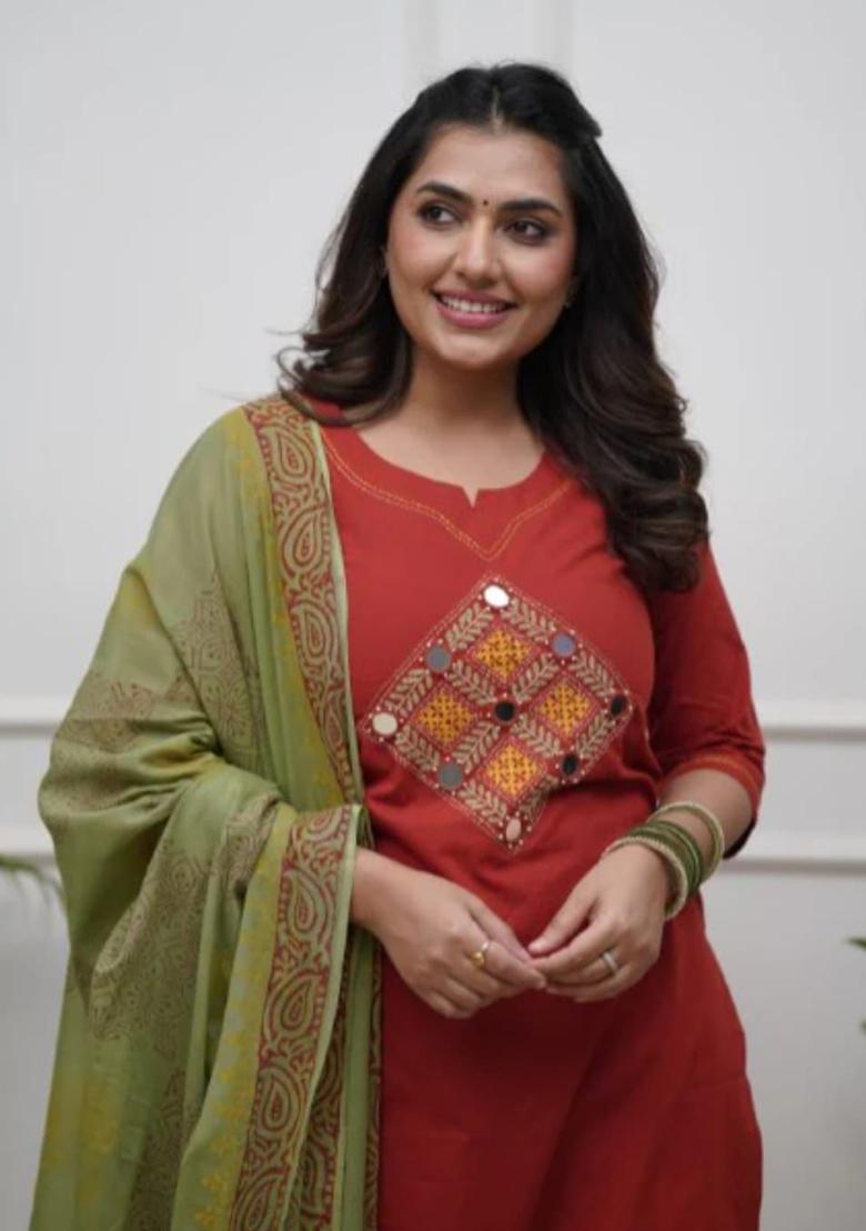 Orange Embroidery Cotton Kurta Set - Indya