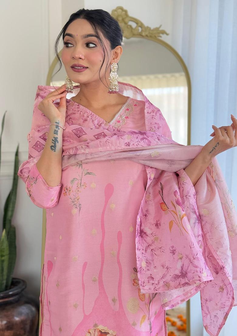 Pink Embroidery Chinon Kurta Set - Indya