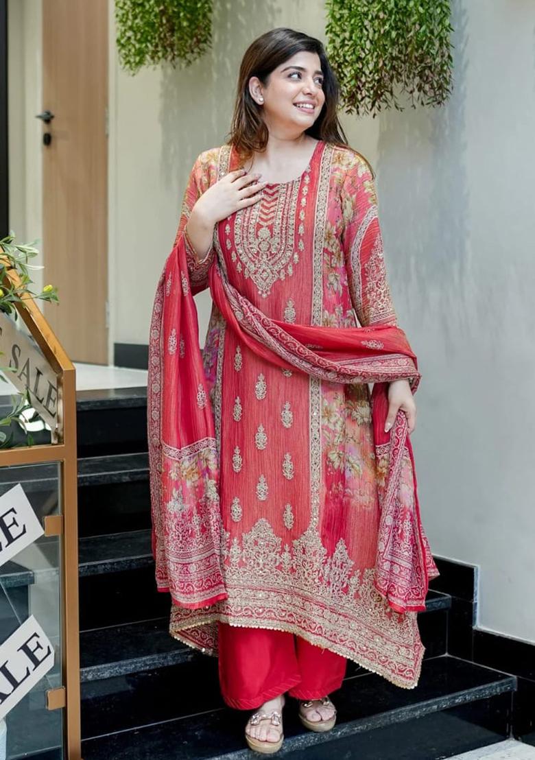 Red Embroidery Chinon Kurta Set - Indya