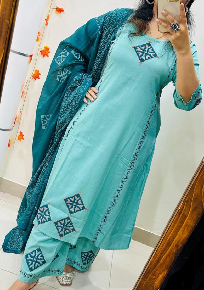 Blue Embroidery Cotton Kurta Set - Indya