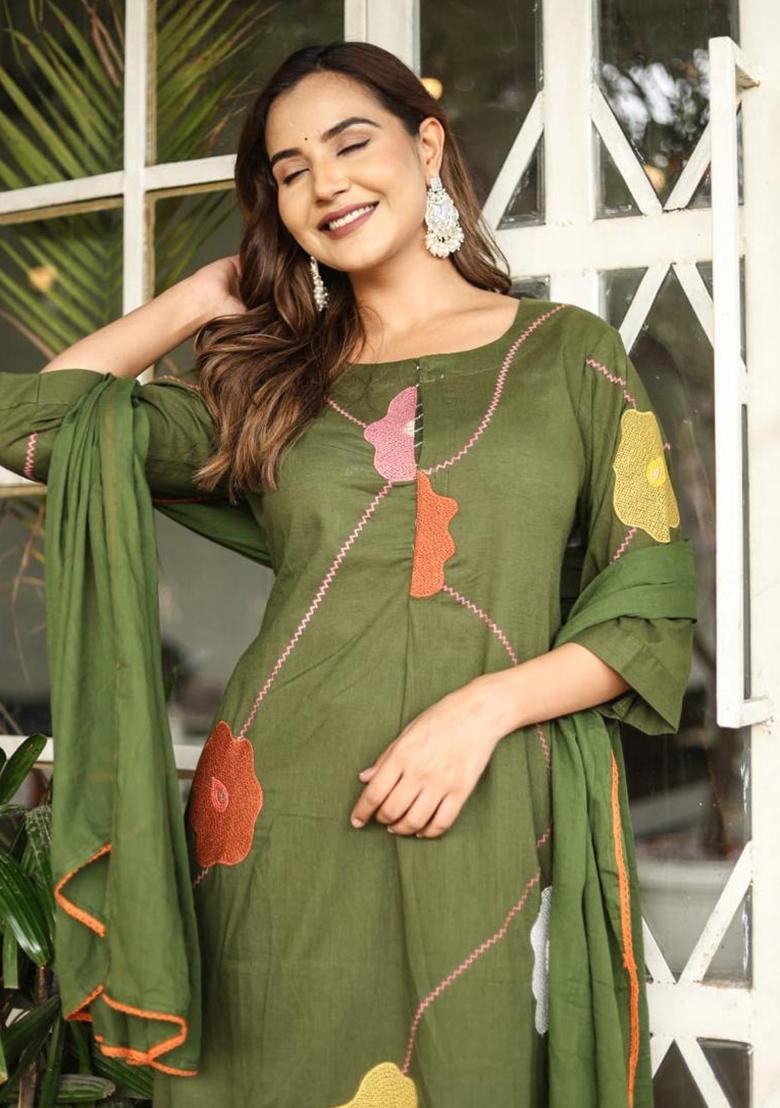 Green Embroidery Cotton Kurta Set - Indya