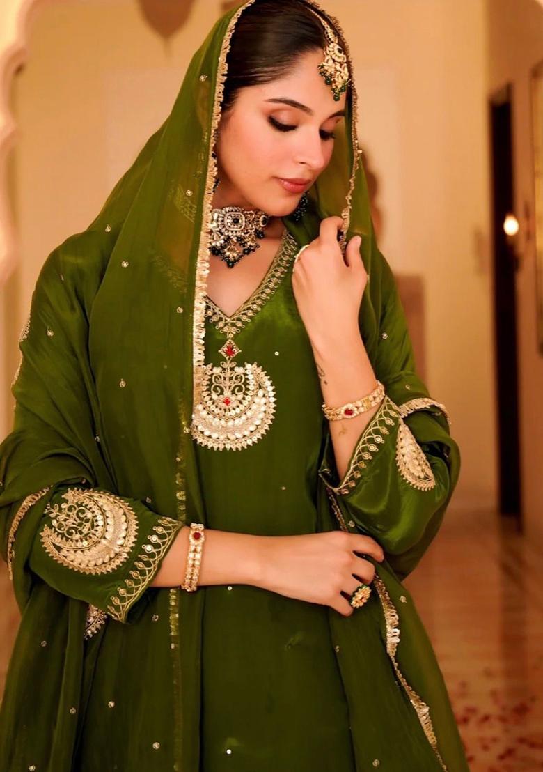 Green Embroidery Chinon Kurta Set - Indya