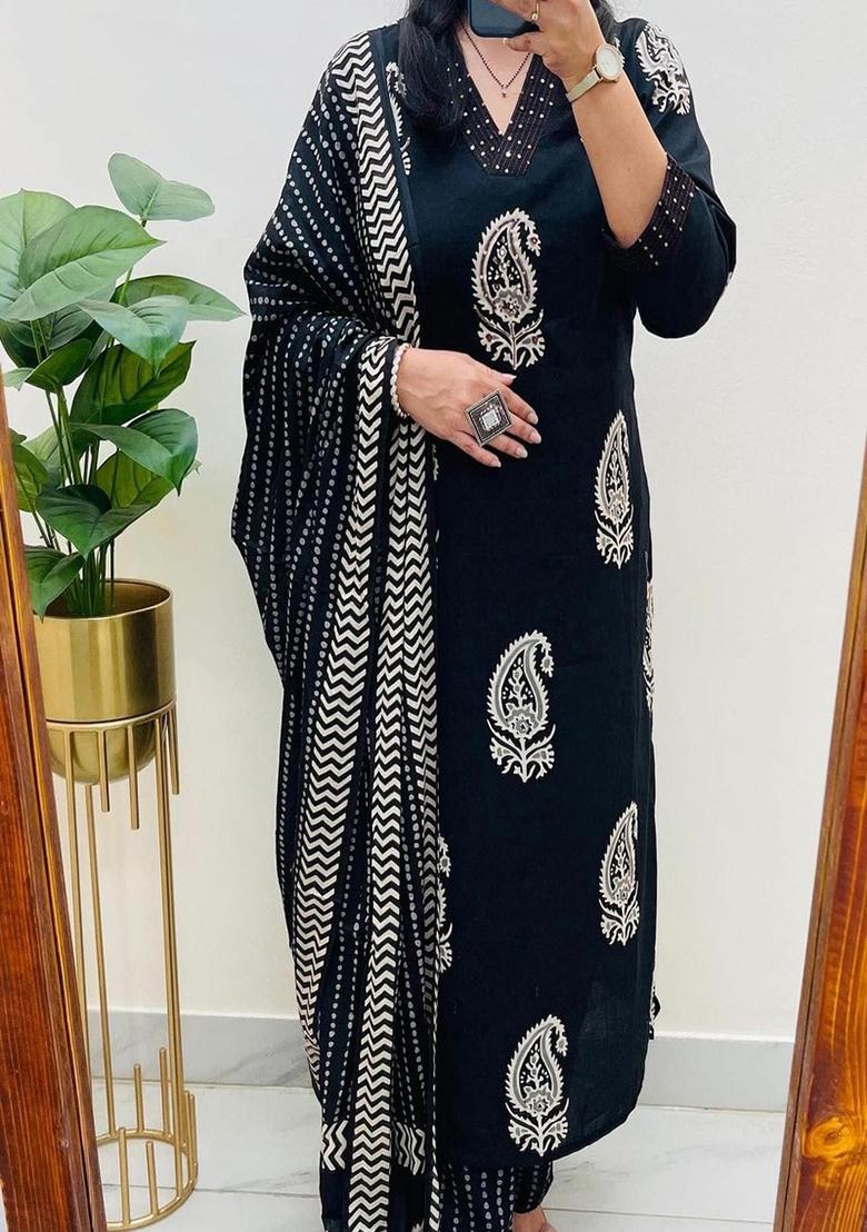 Black Embroidery Cotton Kurta Set - Indya