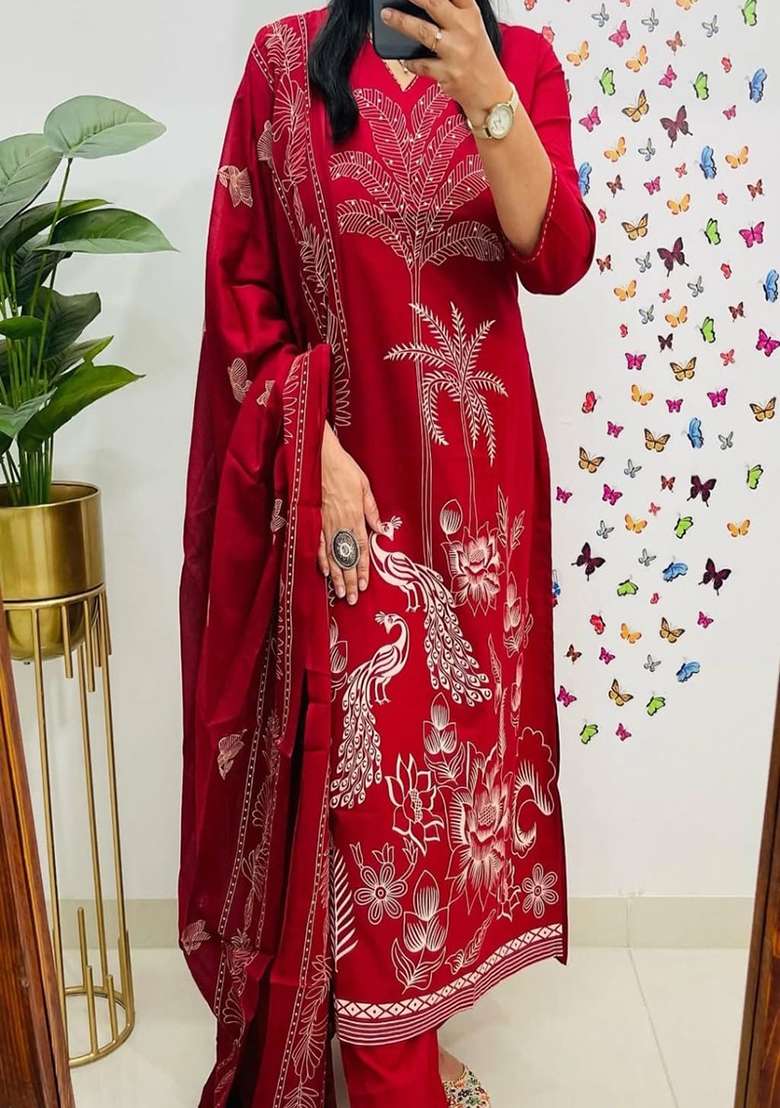 Red Embroidery Cotton Kurta Set - Indya