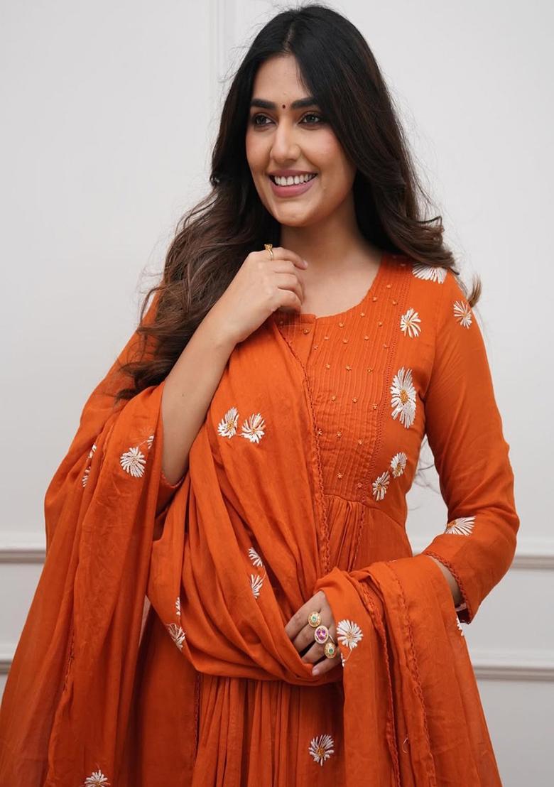 Orange Embroidery Cotton Kurta Set - Indya