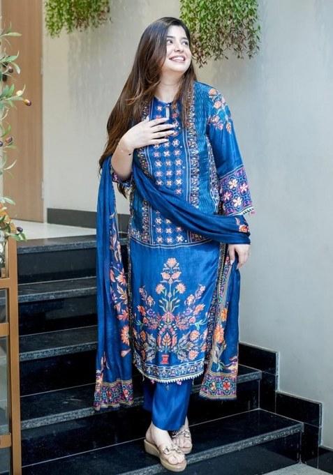 Blue Embroidery Muslin Kurta Set