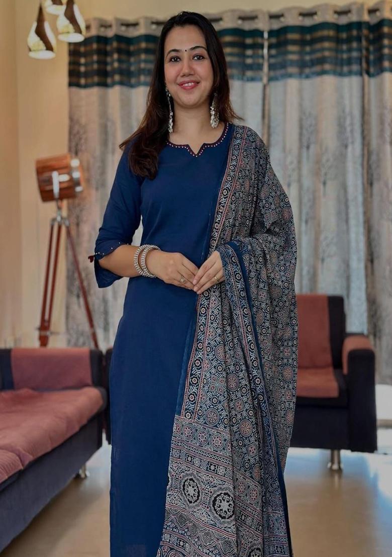 Blue Embroidery Cotton Kurta Set - Indya