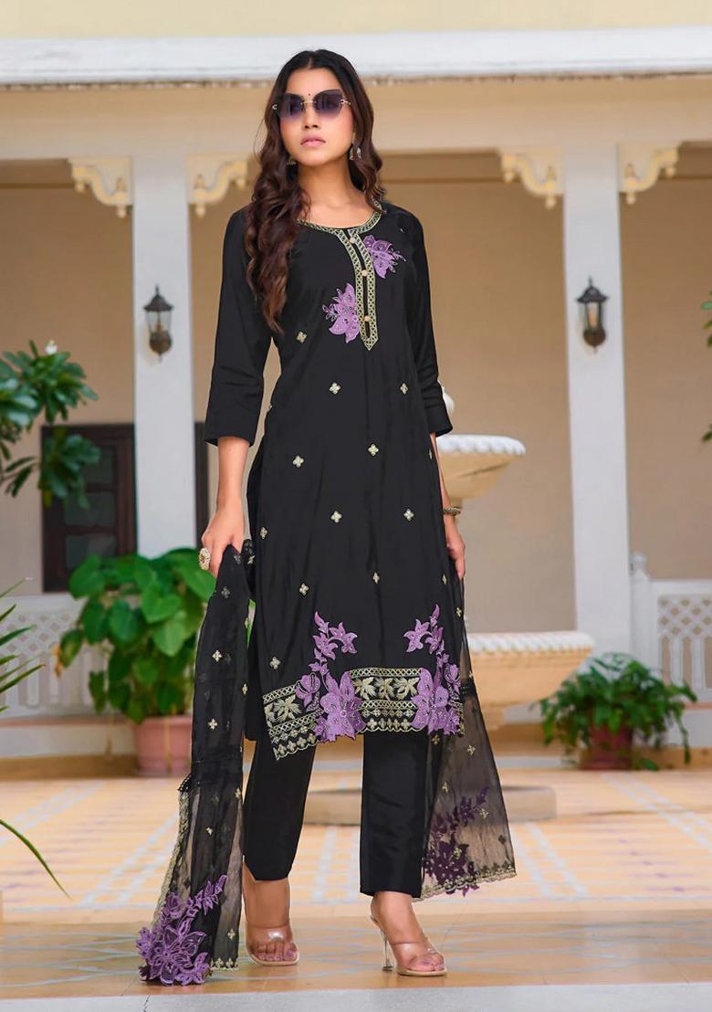 Black Embroidery Chanderi Kurta Set - Indya