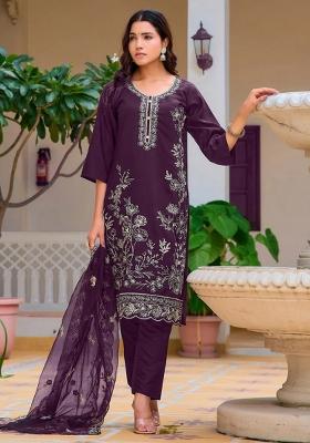 Wine Embroidery Chanderi Kurta Set