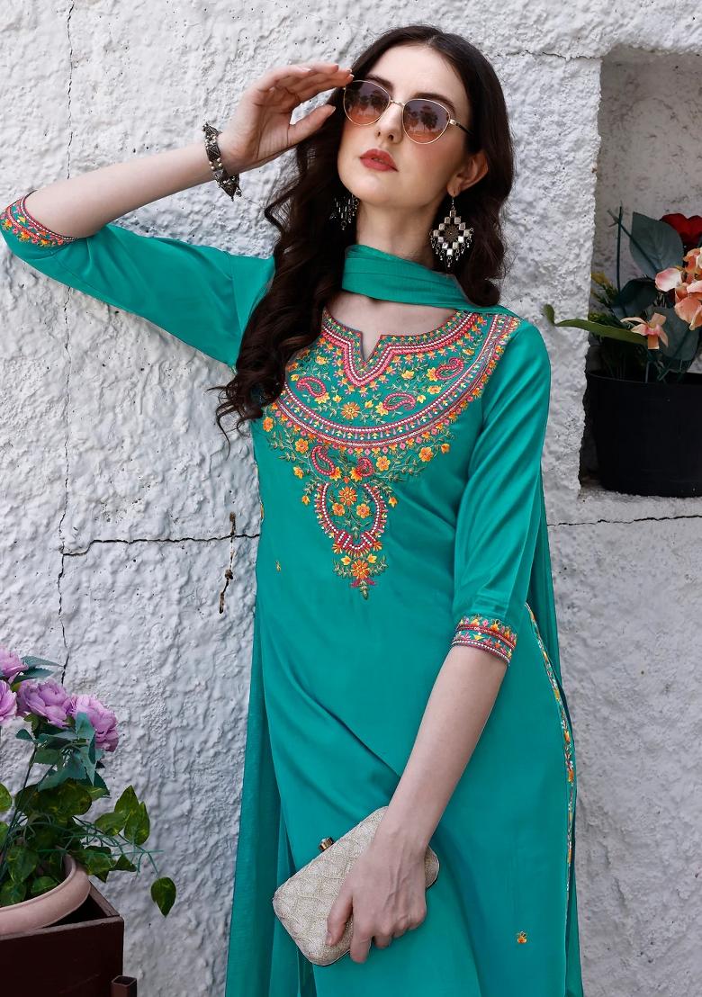 Green Embroidery Rayon Kurta Set - Indya
