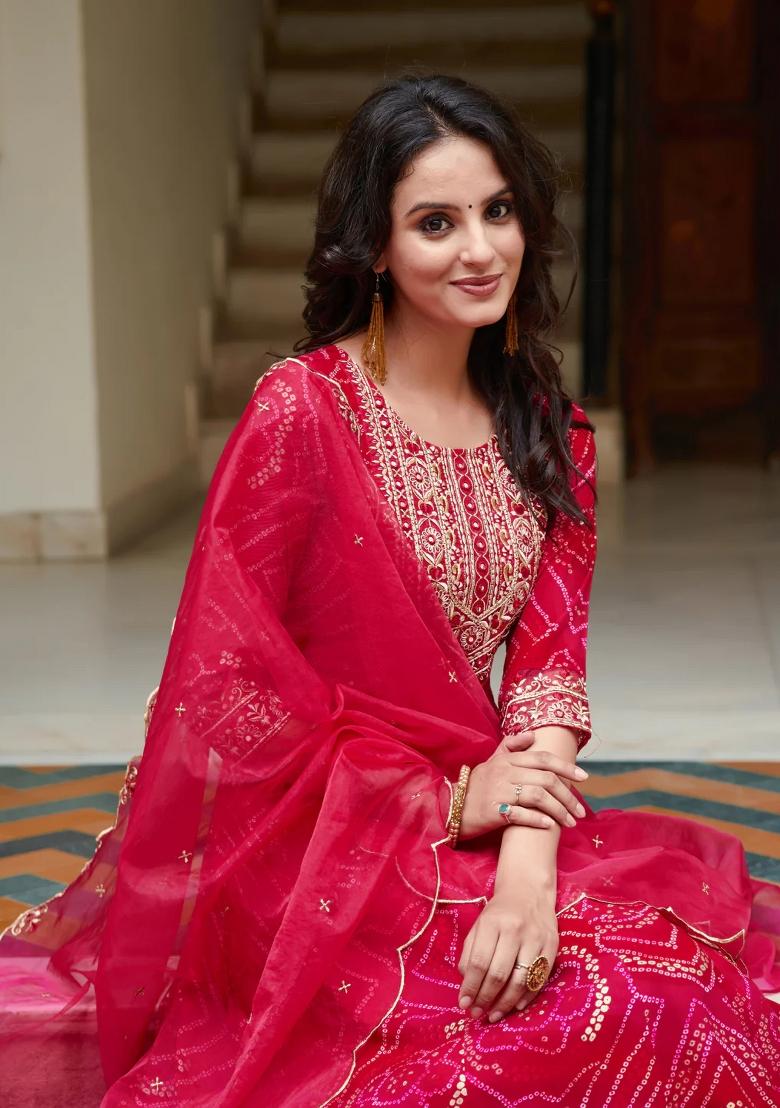 Rani Pink Embroidery Rayon Kurta Set - Indya