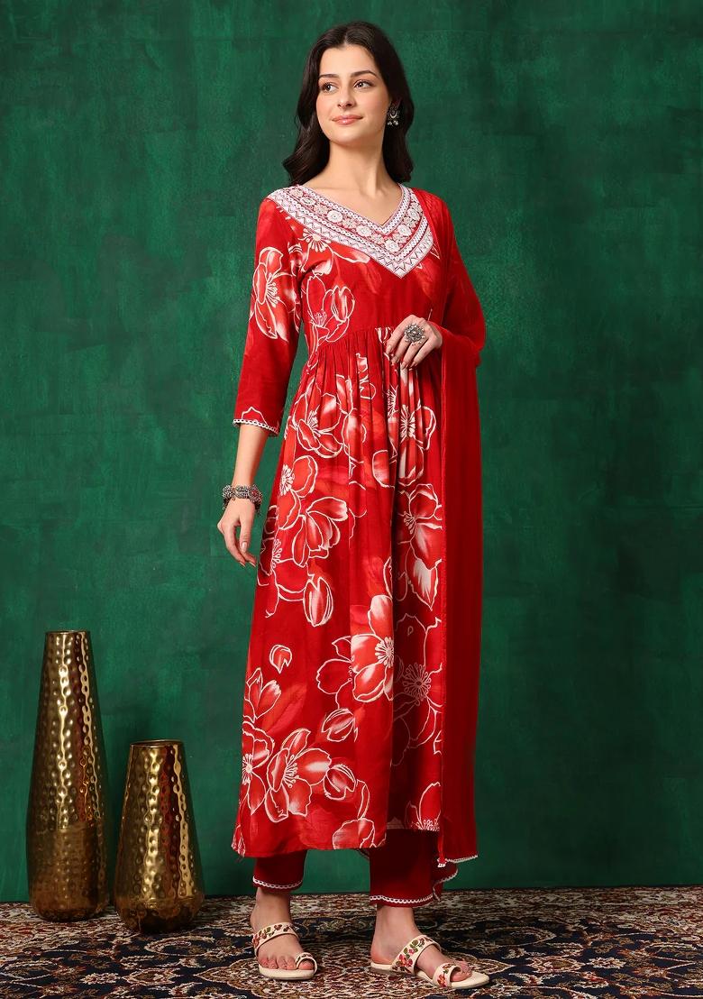 Red Embroidery Rayon Kurta Set - Indya