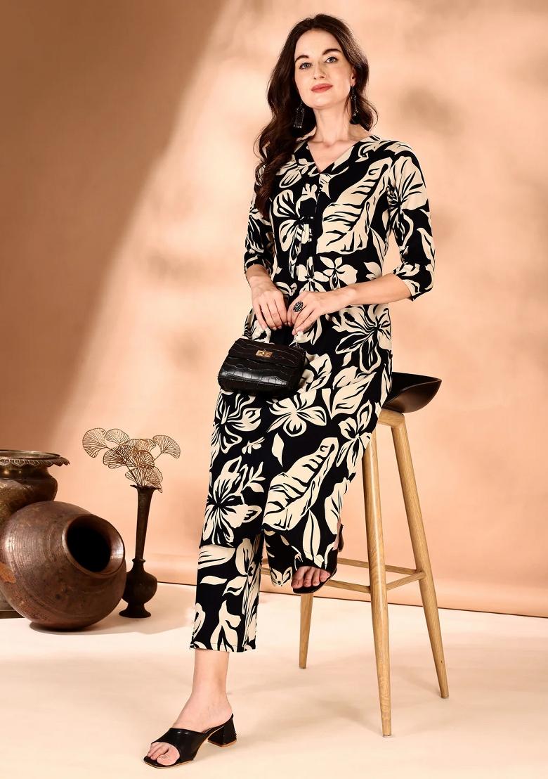 Black Embroidery Rayon Kurta Set - Indya