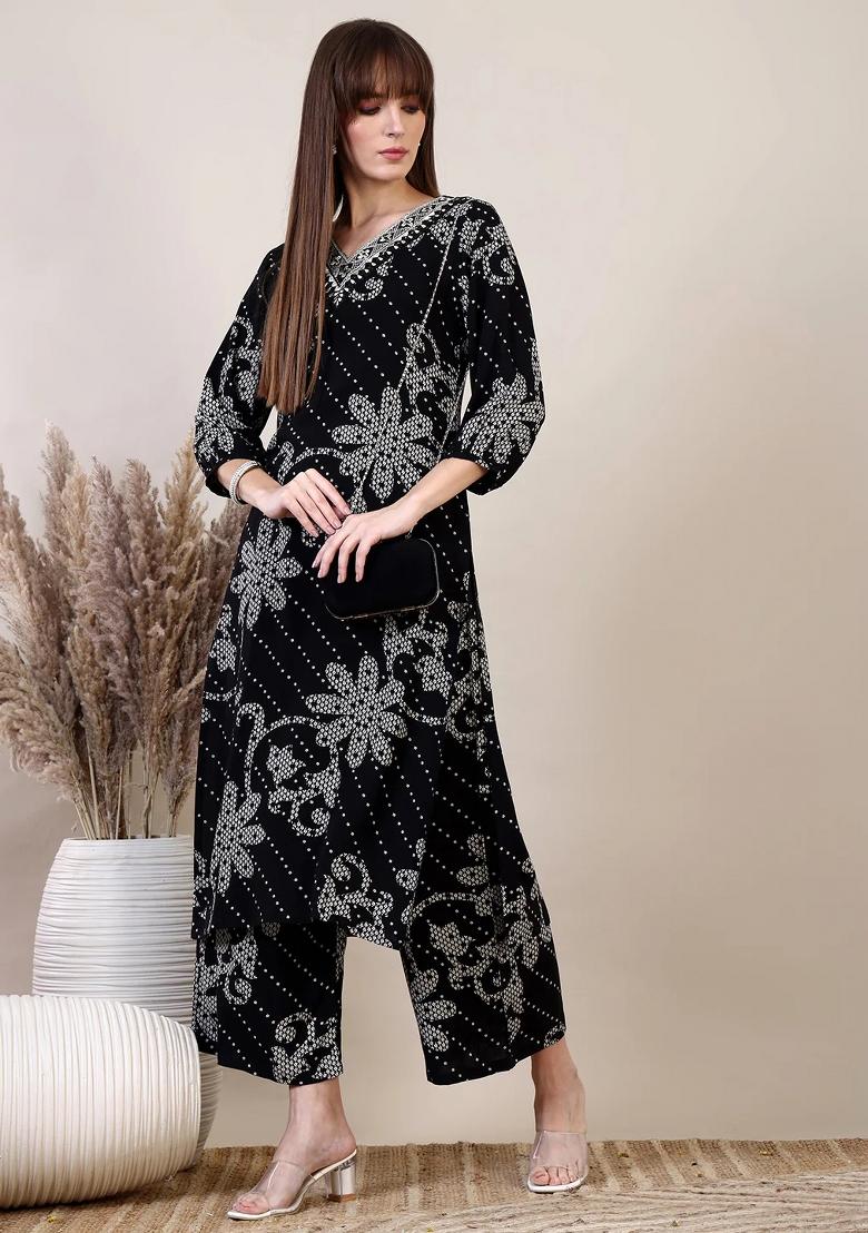 Black Embroidery Rayon Kurta Set - Indya