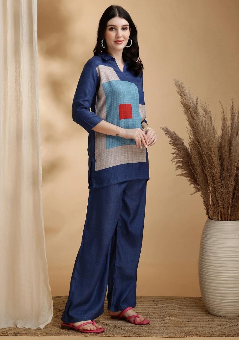 Blue Embroidery Linen Kurta Set - Indya