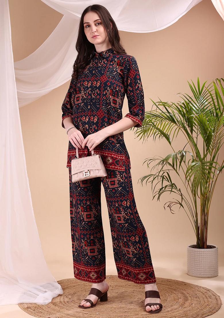 Navy Blue Embroidery Rayon Kurta Set - Indya