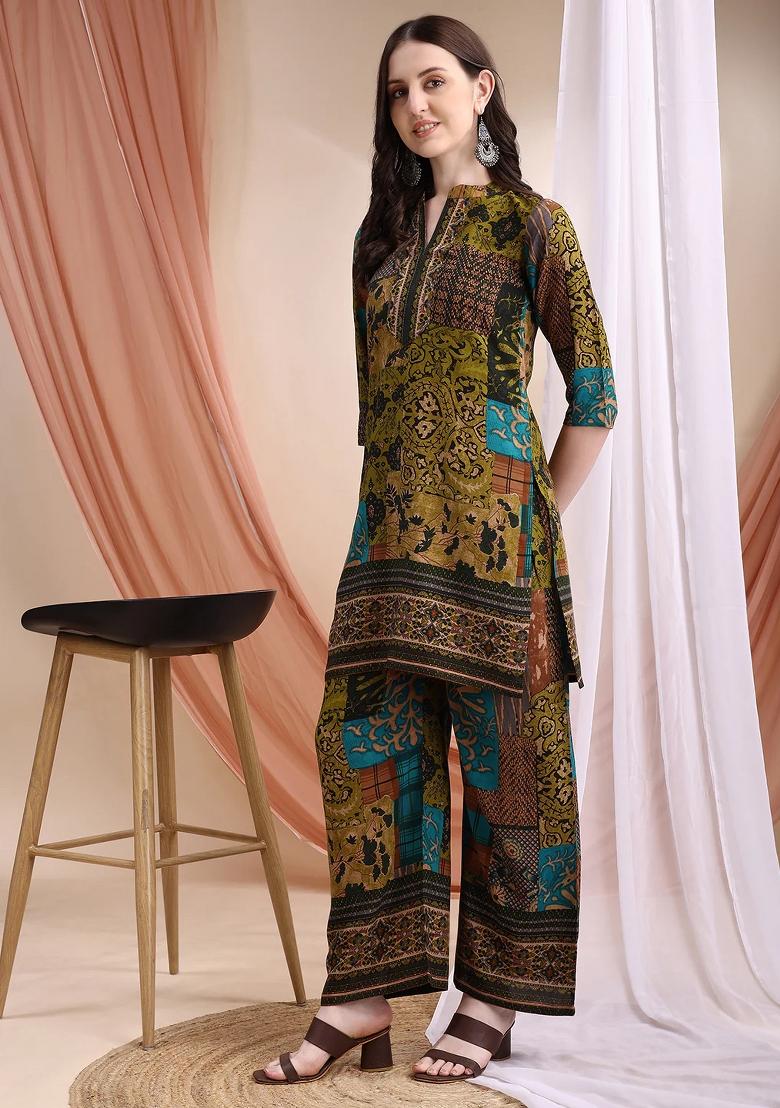 Green Embroidery Rayon Kurta Set - Indya