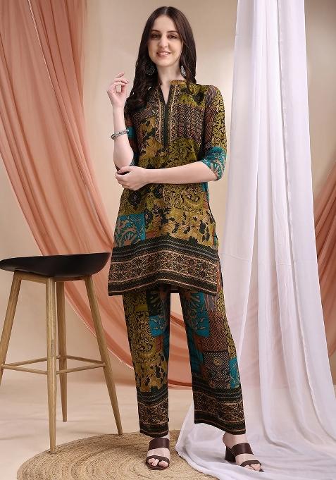 Green Embroidery Rayon Kurta Set