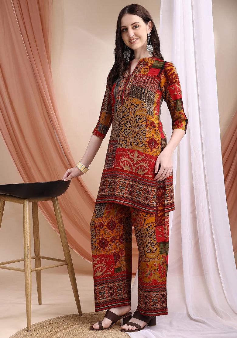 Red Embroidery Rayon Kurta Set - Indya