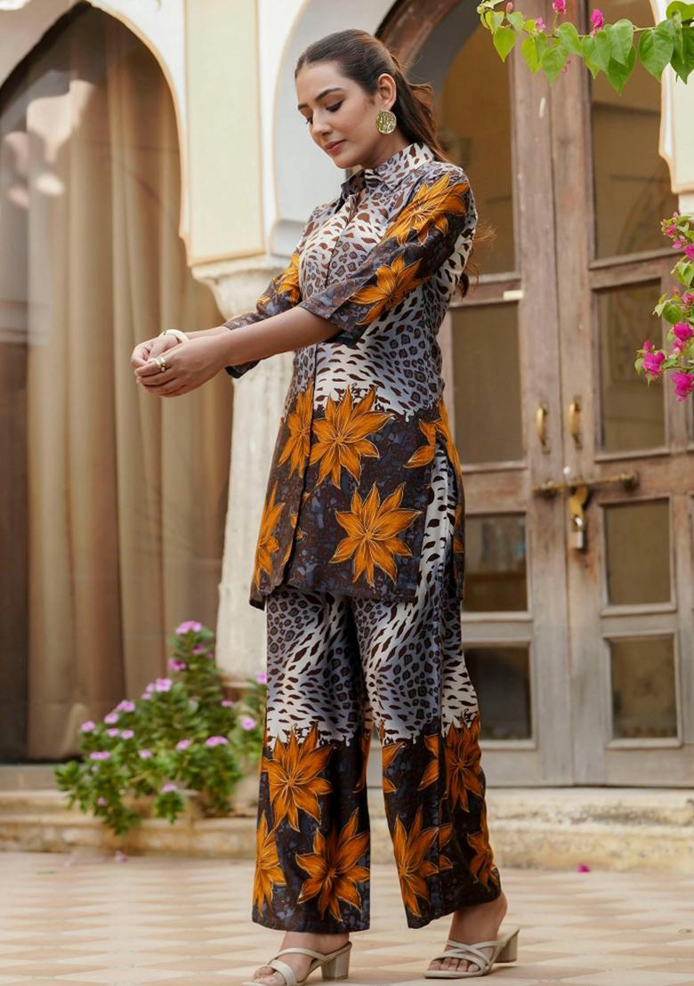 Grey Embroidery Silk Kurta Set - Indya