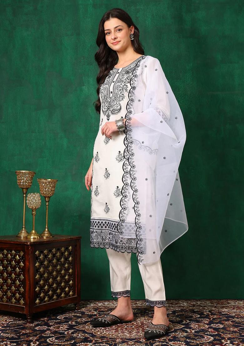White Embroidery Chanderi Kurta Set - Indya