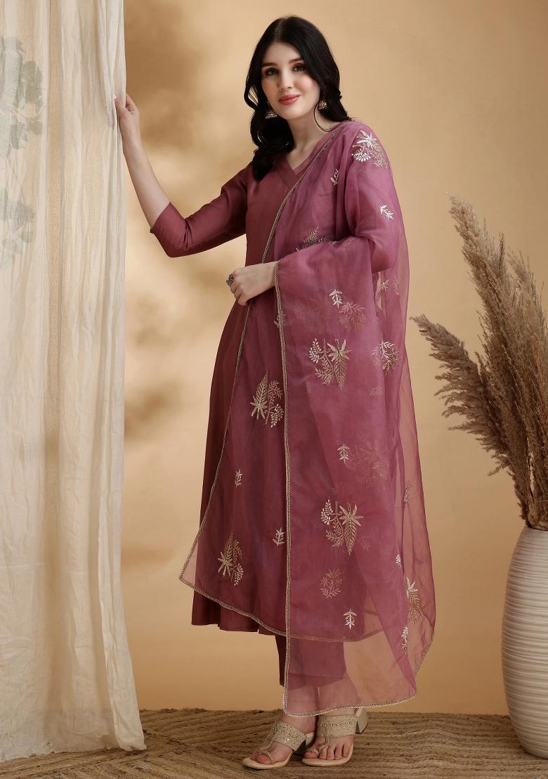 Mauve Embroidery Chanderi Kurta Set - Indya