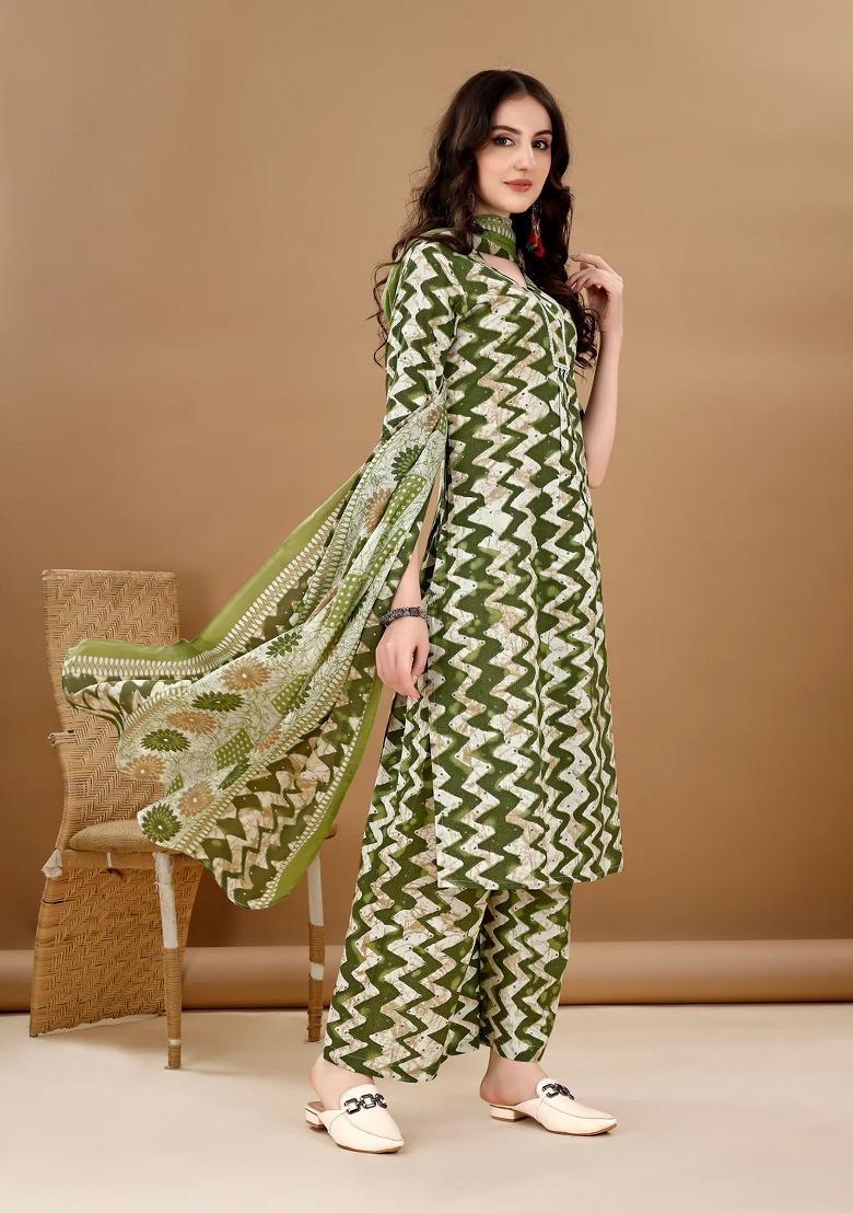 Green Embroidery Cotton Kurta Set - Indya
