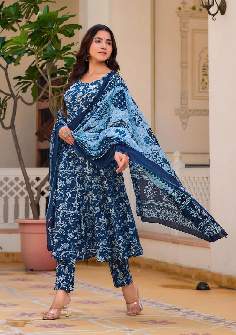 Blue Embroidery Cotton Kurta Set - Indya