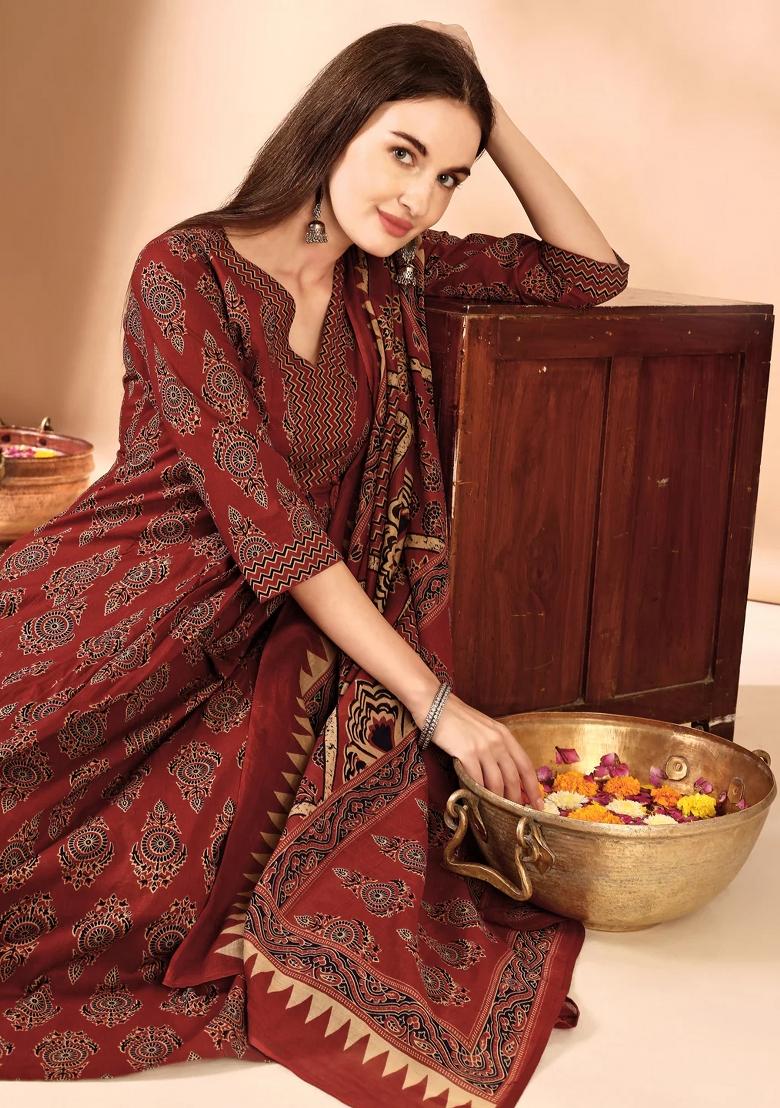 Rust Embroidery Rayon Kurta Set - Indya