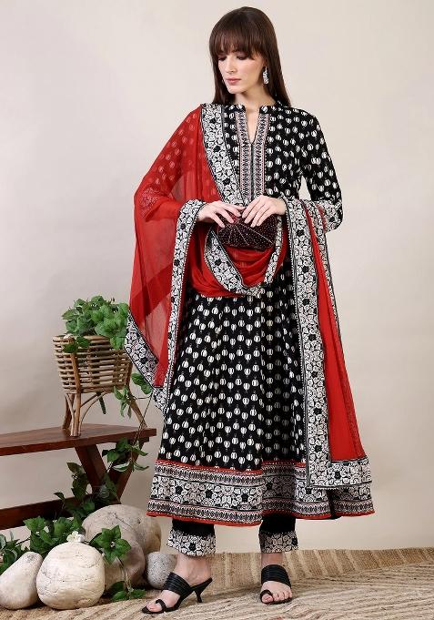 Black Embroidery Rayon Kurta Set