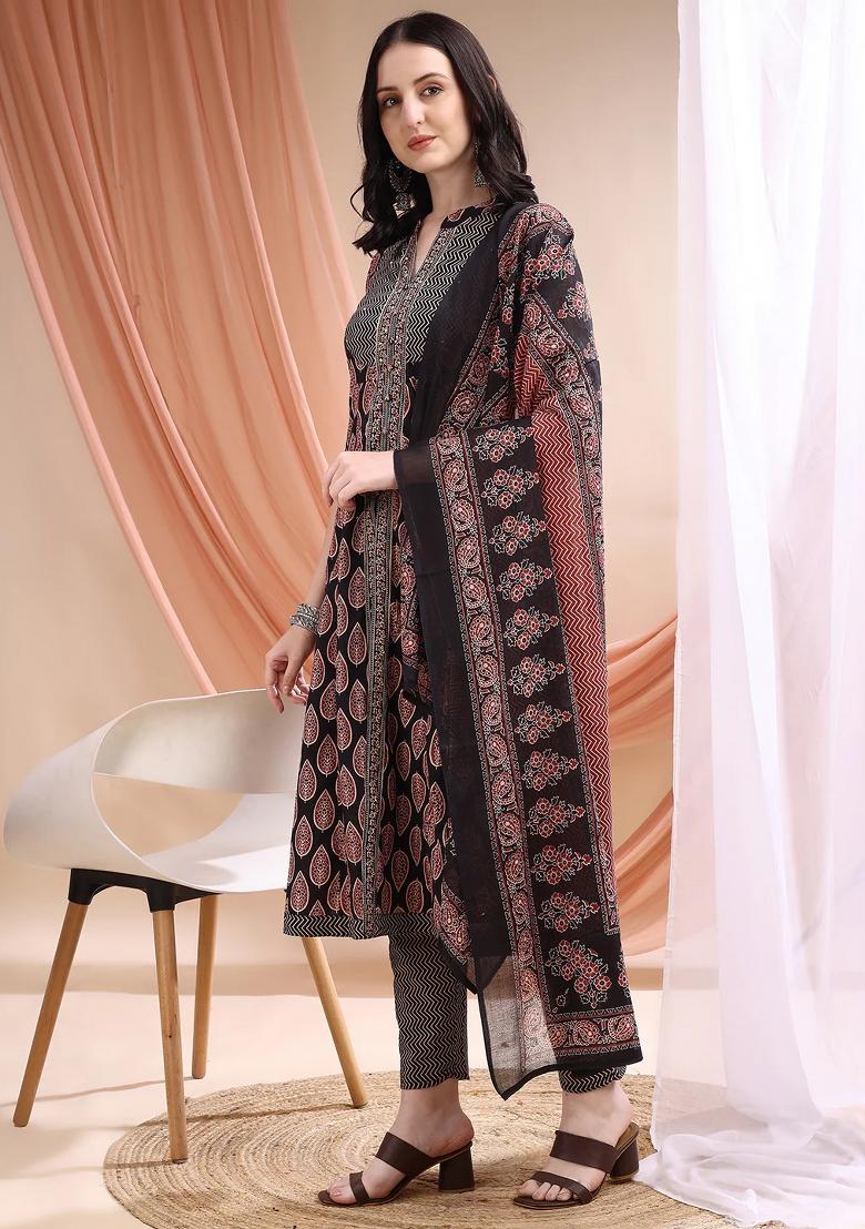 Black Embroidery Cotton Kurta Set - Indya