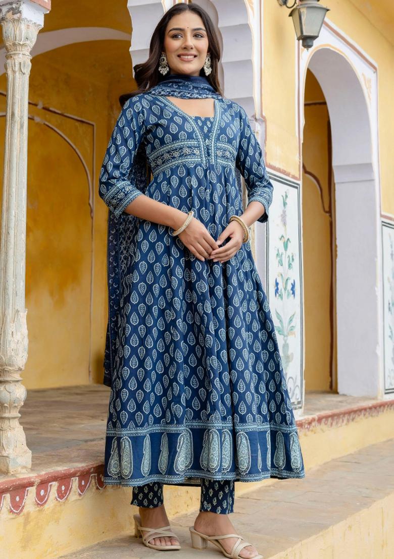 Blue Embroidery Cotton Kurta Set - Indya