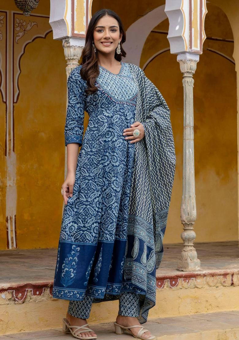 Blue Embroidery Cotton Kurta Set - Indya