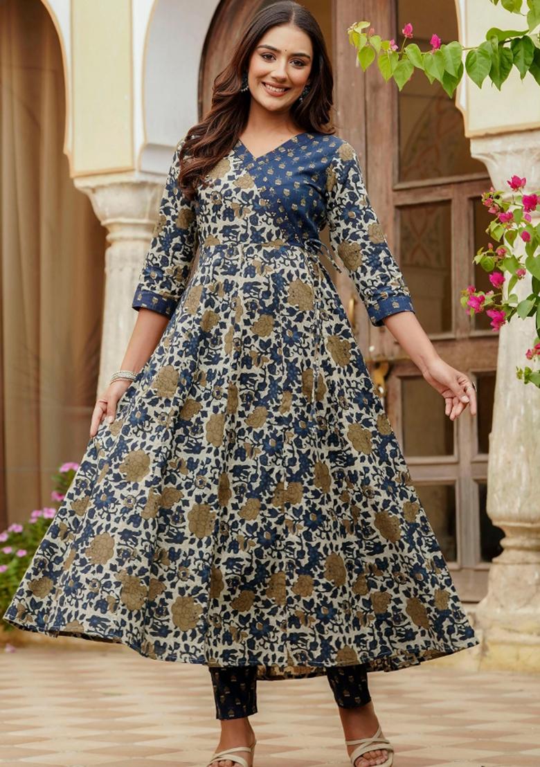 Blue Embroidery Cotton Kurta Set - Indya