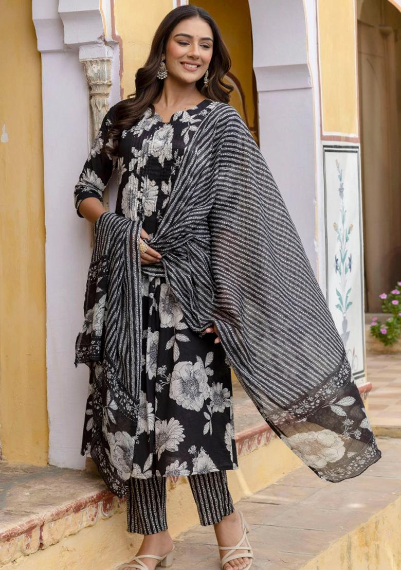 Black Embroidery Cotton Kurta Set - Indya