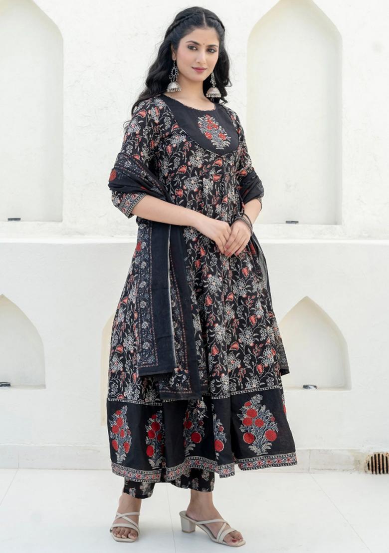 Black Embroidery Cotton Kurta Set - Indya