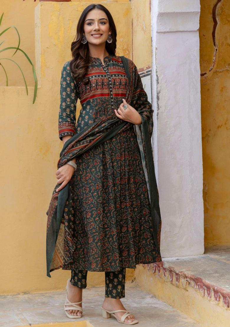 Bottle Green Embroidery Cotton Kurta Set - Indya