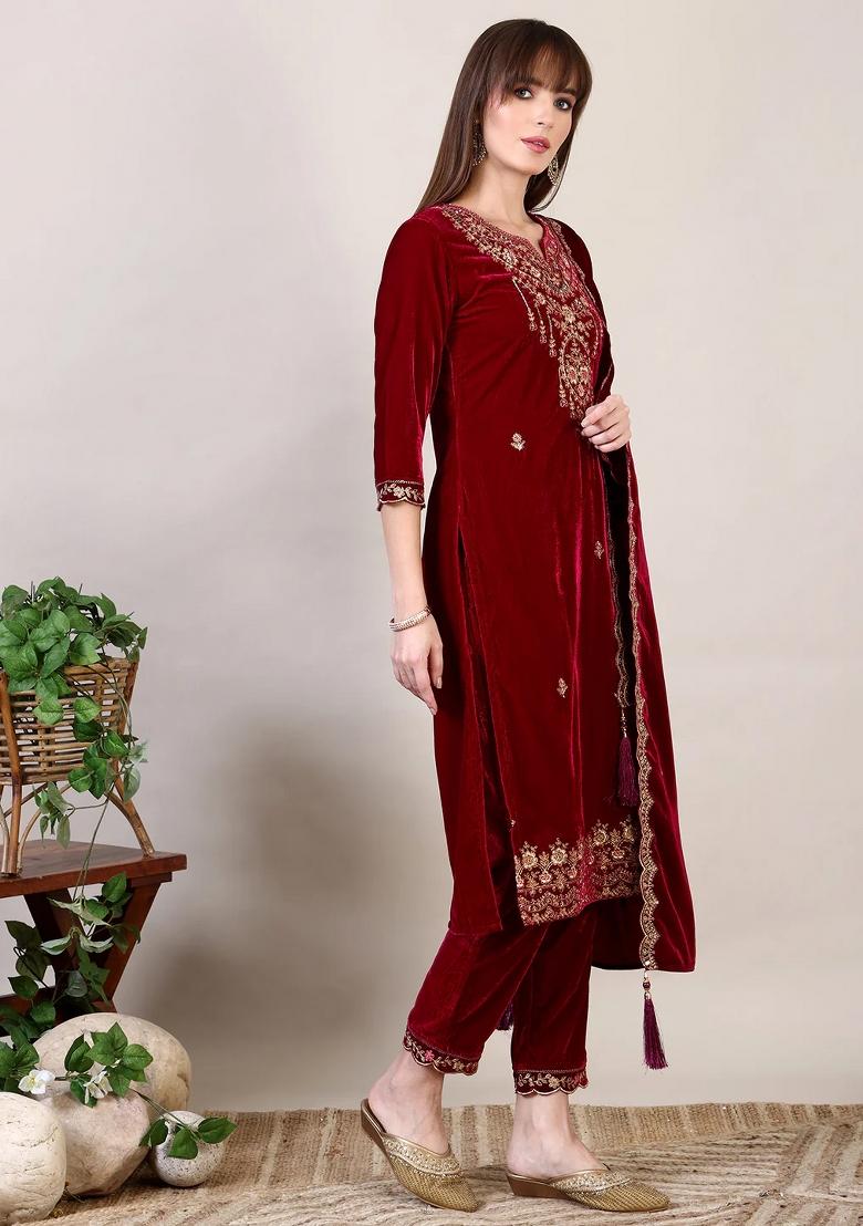 Maroon Embroidery Velvet Kurta Set - Indya
