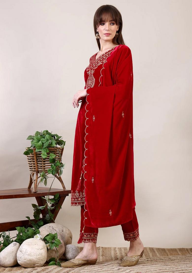 Pink Embroidery Velvet Kurta Set - Indya