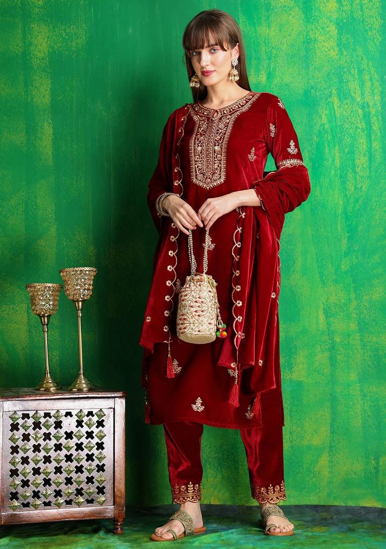 Maroon Embroidery Velvet Kurta Set - Indya